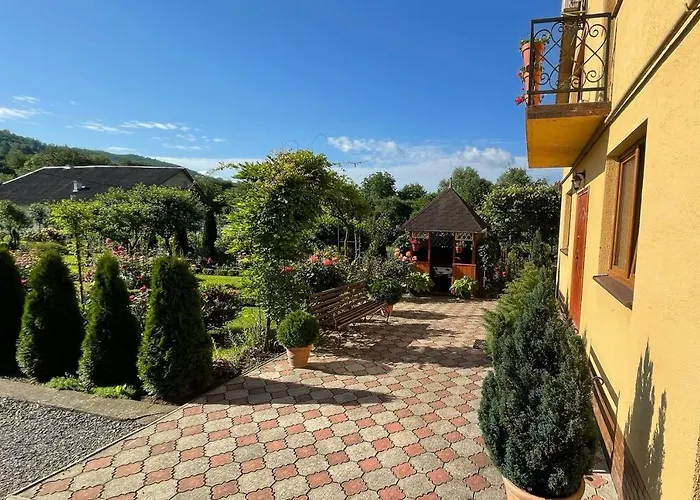 Квітковий двір