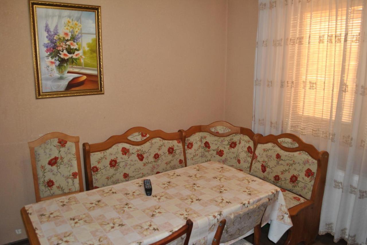 квітковий двір * Golubinoye